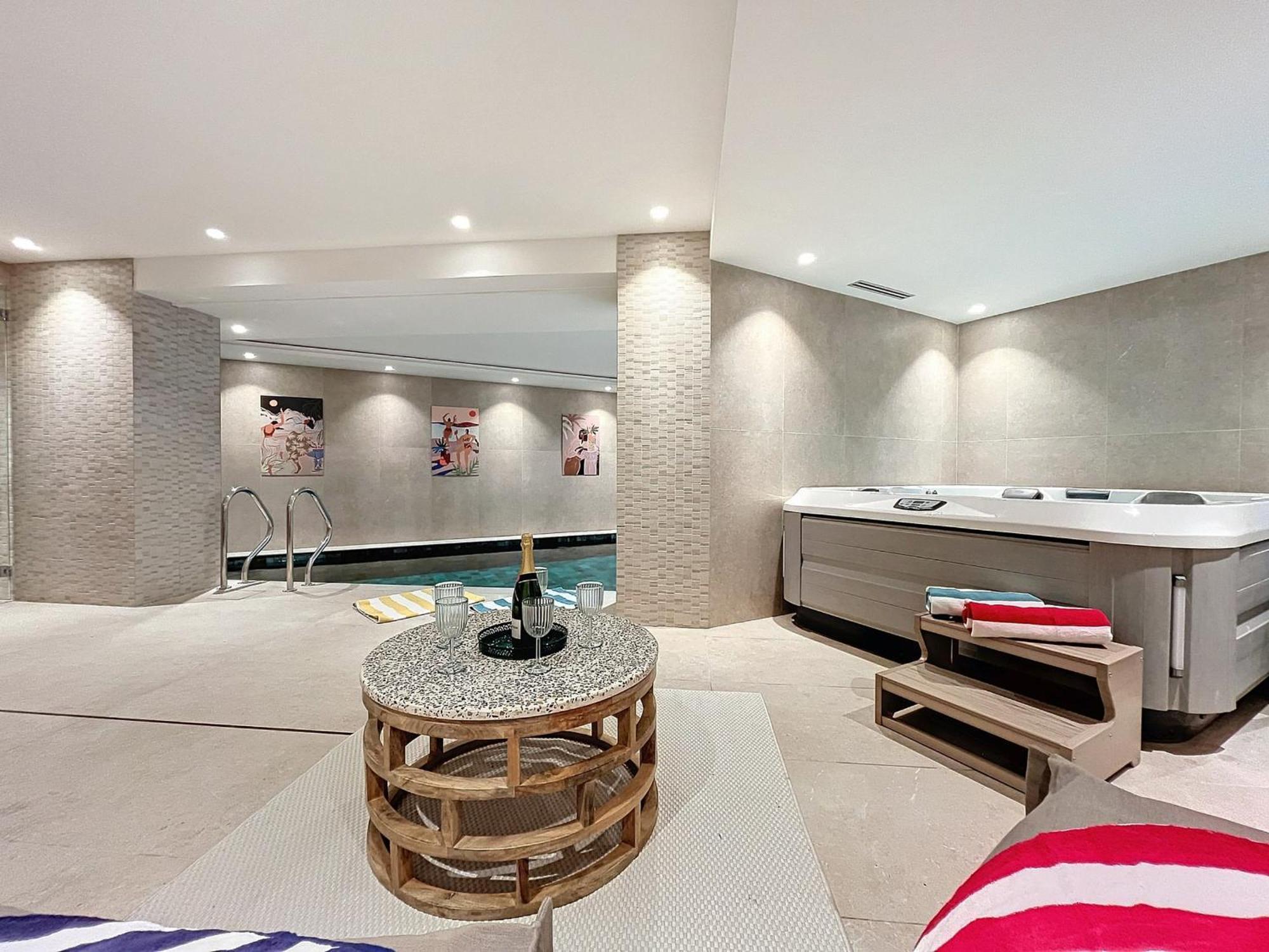Chalet Meribel, 11 Pieces, 15 Personnes - Fr-1-688-79 Esterno foto
